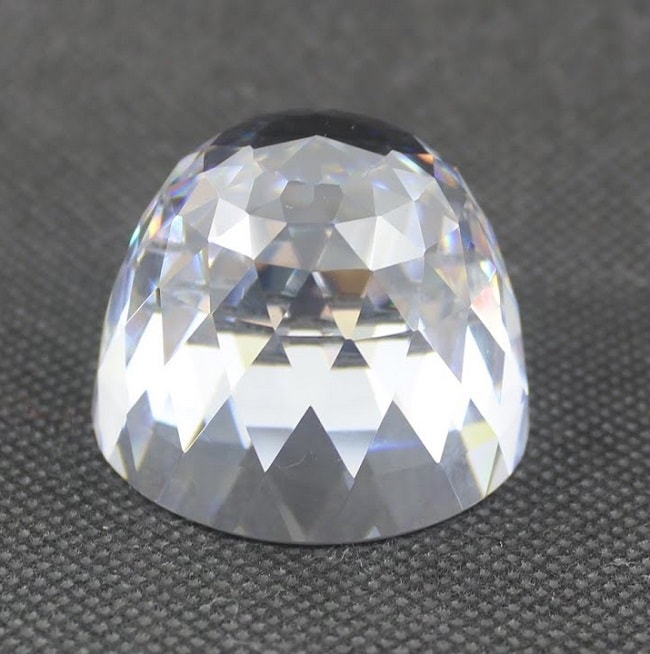 Diamantul "Marele Mogul"
